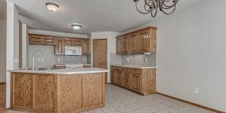 4 Bed | 2 Bath + Edmond Schools + North Hampton Addition Gallery 20