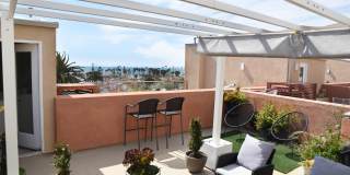 OCEAN VIEWS - 2BD/2.5BA Condo in the Heart of Oceanside Gallery 1