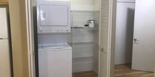 GROUND LEVEL 1 BR, 1 BA WHEEL CHAIR ACCESSIBLE UNIT! Gallery 8