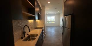 3450 West 43rd Street Gallery 15