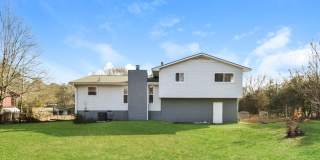 455 Emmett Street Gallery 15