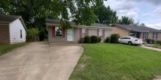 Charming 3 bedroom 1 bath Home - Open To Section 8 Gallery 3