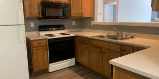 Germantown 2 bedroom, 1 1/2 bath in Brent Park Condos Gallery 4