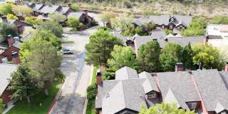 31 STRATFORD HALL Circle Gallery 58