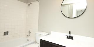 Waterford Square Gallery 9