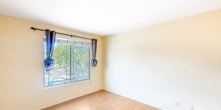 SD: Comfortable 2BD/2BA Townhome in Carmel Mountain Ranch with Community Pool, Attached Garage & In-Unit Laundry Gallery 9