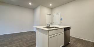 Modern 3BR/2.5BA Townhome in Cornelius – Bonus Loft, 2-Car Garage & Move-In Ready! Gallery 7