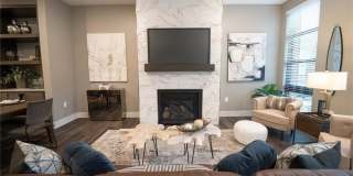 1052 Fraser Street unit: 1052 Gallery 2