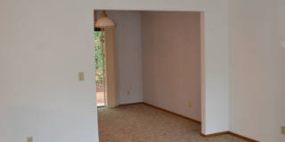 BEAUTIFUL 3 BEDROOM 3 BATH HOUSE LOCATED IN SOUTH SALEM Gallery 8