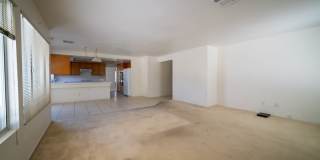 Big Pool Home/Huge Lot/3 car garage/Pets Welcome Gallery 13