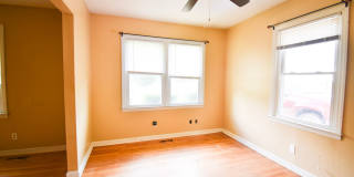 Coming Soon! 3 Bedroom 1 Bathroom - Pets Considered Gallery 4