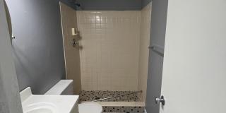 421 Redding Road Gallery 23