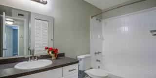 Seville Apartments. A Beautiful apartments is waiting for you to make it a Home. Great Specials Today! Gallery 8