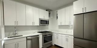 73 W 12th St Gallery 4