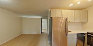 University Manor - Newly Renovated Units just a short walk from Campus! Gallery 29