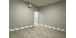 1700 North Pulaski Street Gallery 9