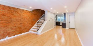 Three Bedroom Graduate Hospital Townhome Gallery 1