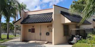 2083 NE Collins Circle Gallery 12