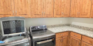 Beautiful Furnished 4 Bedroom home in Brio Gallery 14