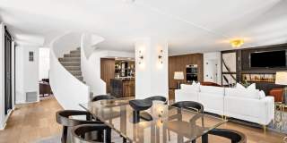 200 E Delaware Place Gallery 30