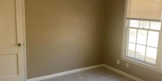 1801 Poage Gallery 4