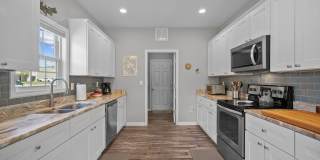 512 Hazelwood Drive Gallery 14