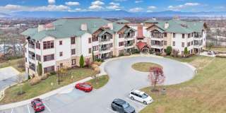 5460 The Peaks DR Gallery 1