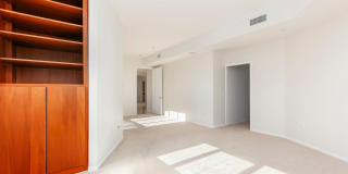 Sophisticated Urban Living in the Heart of San Diego’s Marina District Gallery 28