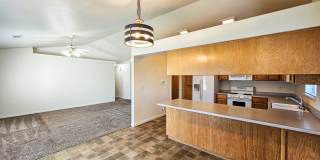 3 Bedroom House on Cul-De-Sac Available Soon! Gallery 5
