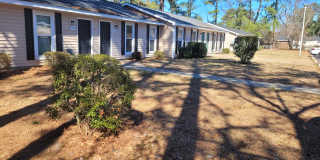 Michelle Court 1775 Gallery 27