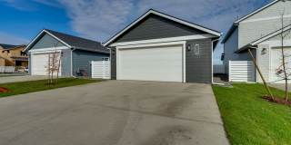 Effortless Elegance: Discover Your Ideal 2 Bedroom, 2 Bath Sanctuary Gallery 4