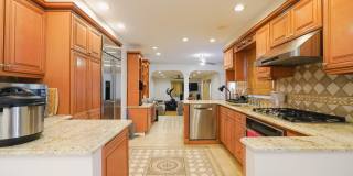 32 Eileen Way Gallery 13