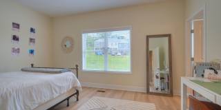 Furnished - 4- Bedroom Townhome - Perfect for Roommates Gallery 27