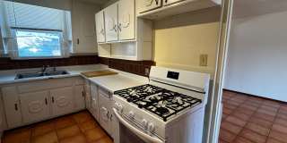 Bel-Air Neighborhood 2 Bed! Gallery 7