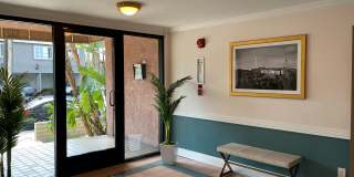Las Palmas Apartments Gallery 4