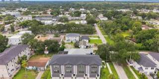 GORGEOUS Like NEW 4/3.5 CUSTOM TOWNHOME Gallery 37