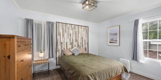 586 DEL MAR Gallery 25