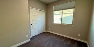 936 E Sunset Road Gallery 16