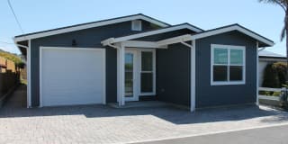 New and clean rear unit in duplex Gallery 1