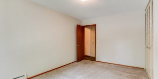Cedar Commons Gallery 12
