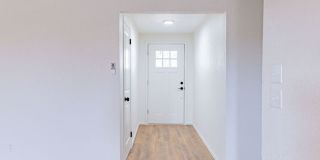 600 Southeast 38th Street Gallery 4