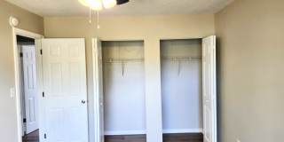 2519 Beech St Gallery 24