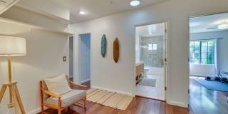 1902 Granville Ave Gallery 33