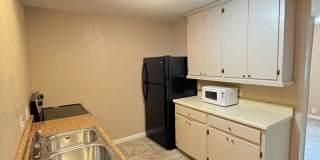 1 bedroom 1 bath apartment off house Gallery 4