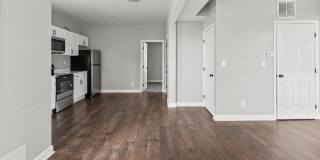 2301 Whittier Avenue - 1 Gallery 10