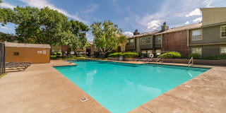 Oak Tree Park Apartments Gallery 33