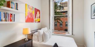 1714 SPRUCE Street Gallery 20