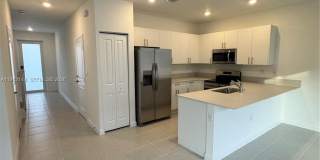 656 SE 14th Ct Gallery 8