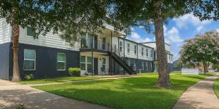 Valencia Grove Gallery 17