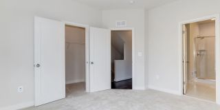 8051 TRIBECA Street Gallery 21